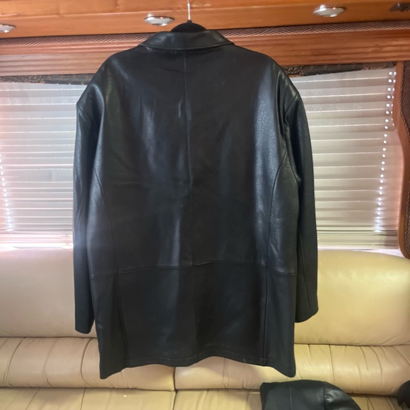 Roundtree & Yorke Black Leather Jacket - Picture 7 of 7